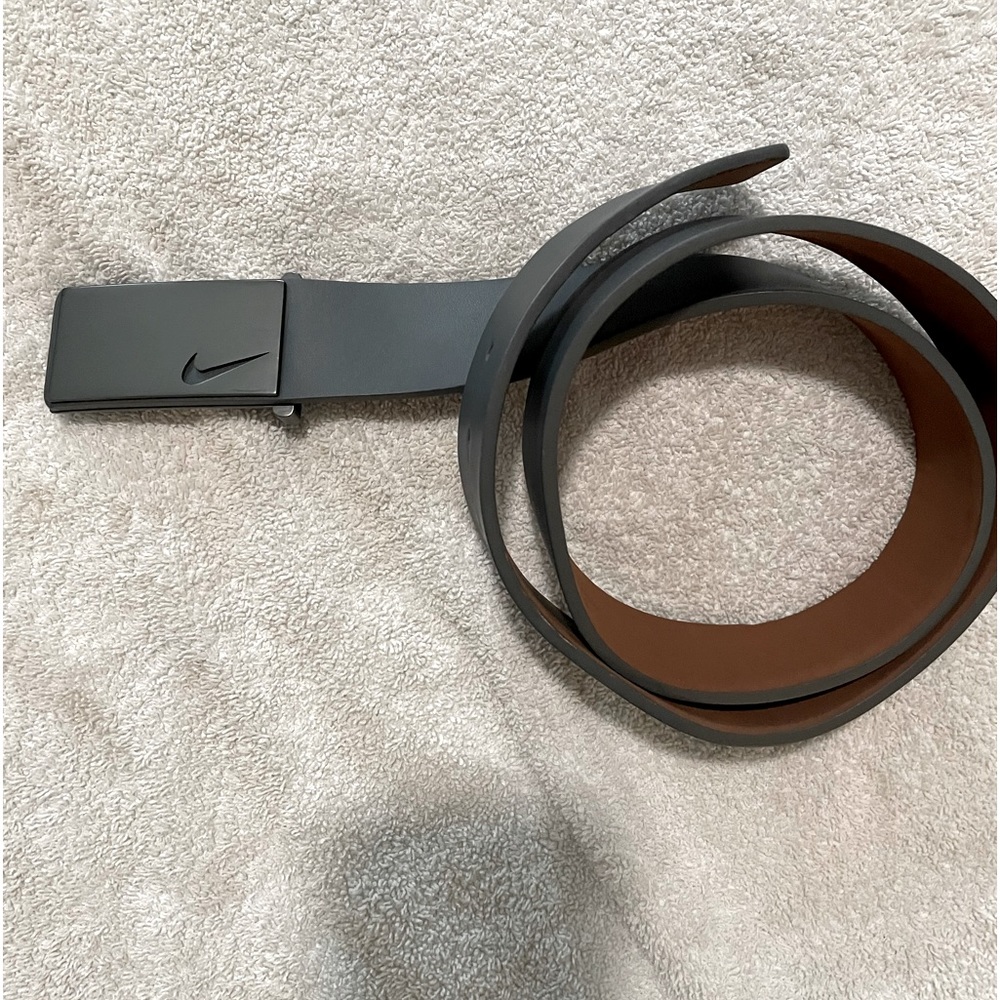 Men’s Nike golf belt size 34 waist